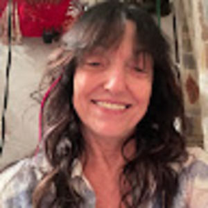 Meet your Posher, Connie